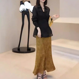 高腰半身裙洋气 英国portney bell秋季 新款 轻奢复古高级感衬衫