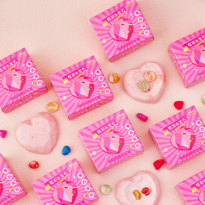 考古挖掘石膏娃娃幼儿园