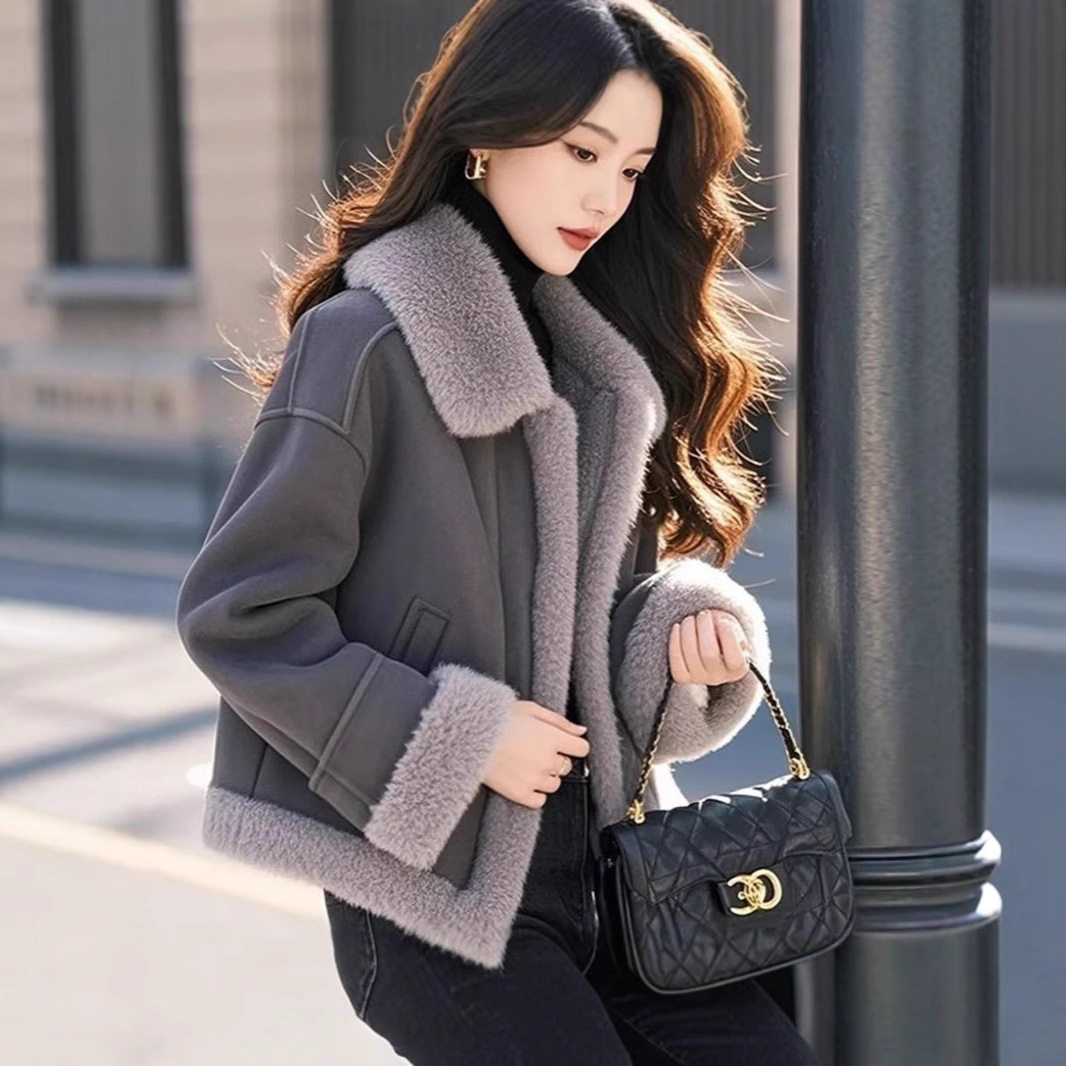 今年流行的独特超好看小香风灰色皮毛一体短款外套女冬季2025新款