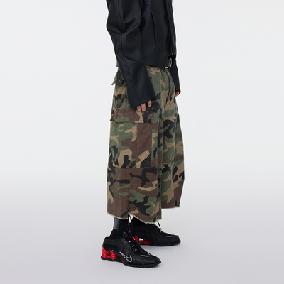 Cargo迷彩口袋工装七分过膝短裤