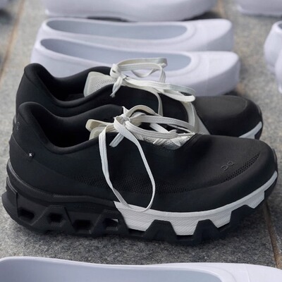 昂跑PAF联名轻质回弹运动跑鞋