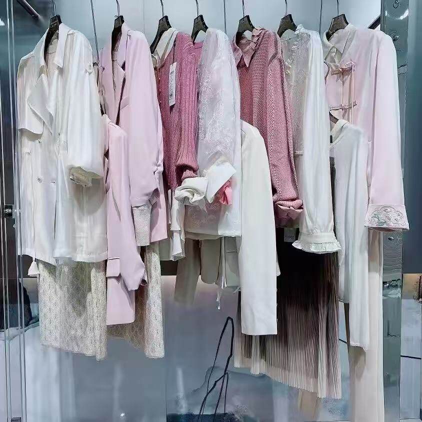 娟宝家品牌撤柜高端衣橱（不退不换）