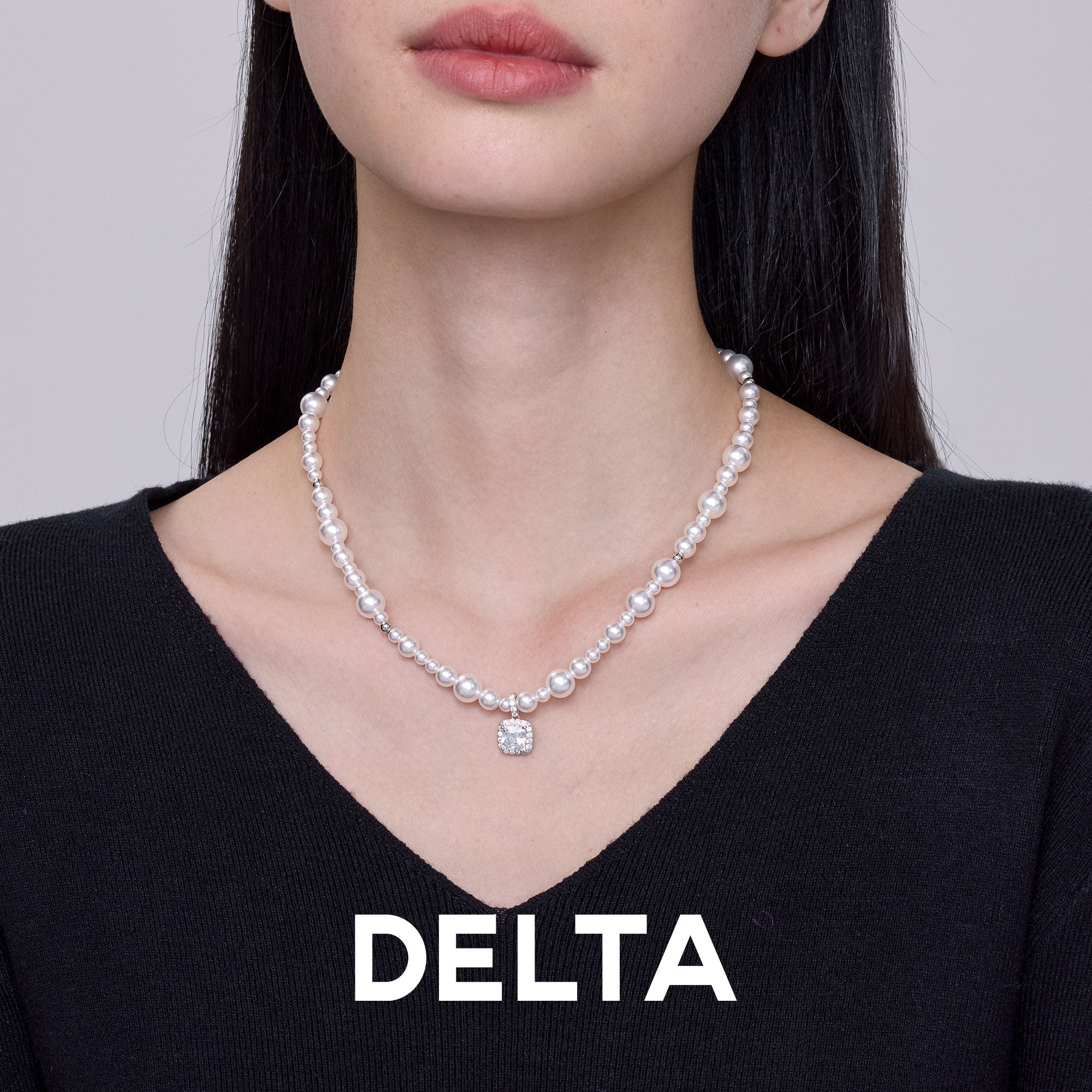 白色珍珠项链女款2026新款方糖吊坠串珠高级感轻奢小众颈链锁骨链