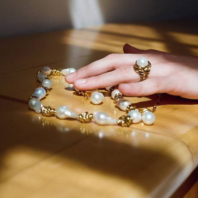 法式复古巴洛克珍珠花托戒指女时尚轻奢气质淡水珍珠开口戒食指戒