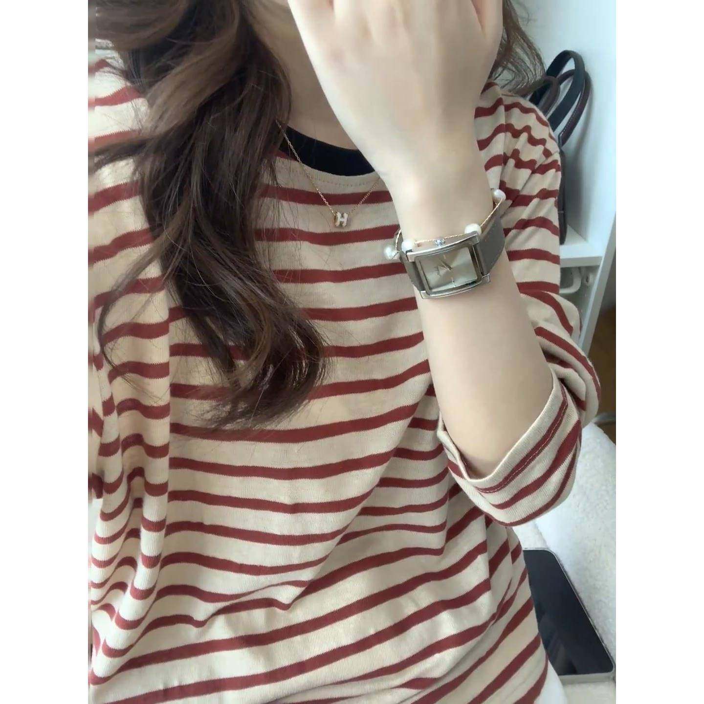 简约休闲风条纹长袖T恤女2026春季新款宽松百搭圆领打底衫上0124e,女装/女士精品,毛针织衫,淘宝优惠券,粉丝福利购,淘宝优惠卷