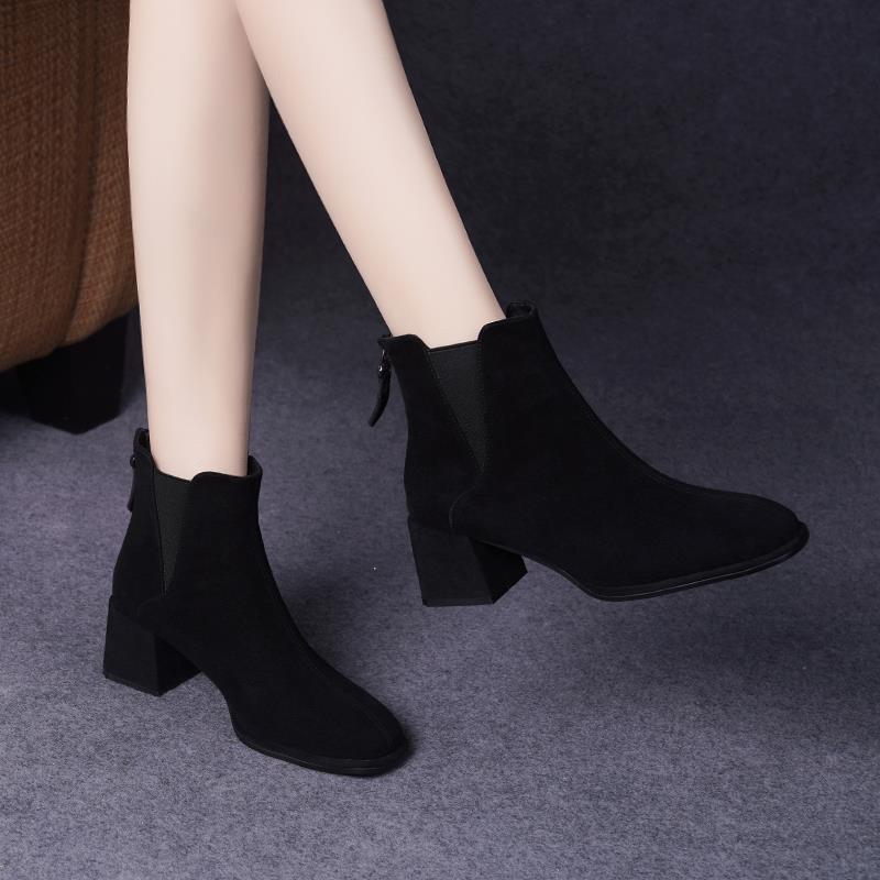 新款靴子2025方头磨砂短靴女粗跟中跟秋冬女鞋切尔西靴皮鞋1112h