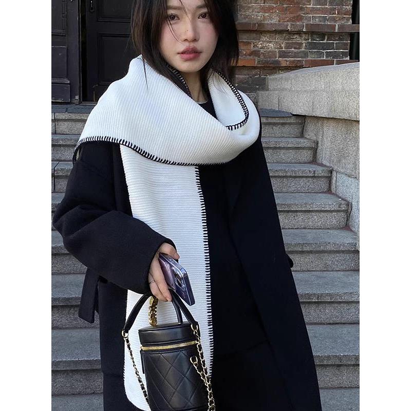 2025年秋冬新款格纹边白色围巾女氛围感韩版加厚保暖防寒百1026u