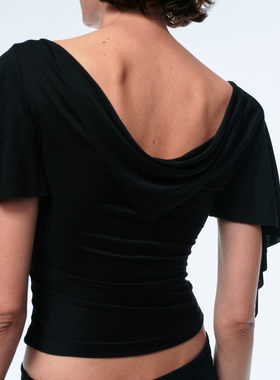 LUCENCY 25春夏辣妹修身露肩小众不规则花边短袖T恤