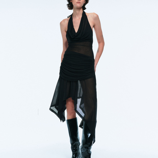 LUCENCY 25春夏褶皱氛围感露背吊带小众不规则裙摆挂脖连衣裙