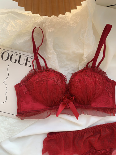 结婚新娘兔年本命年内衣套装女