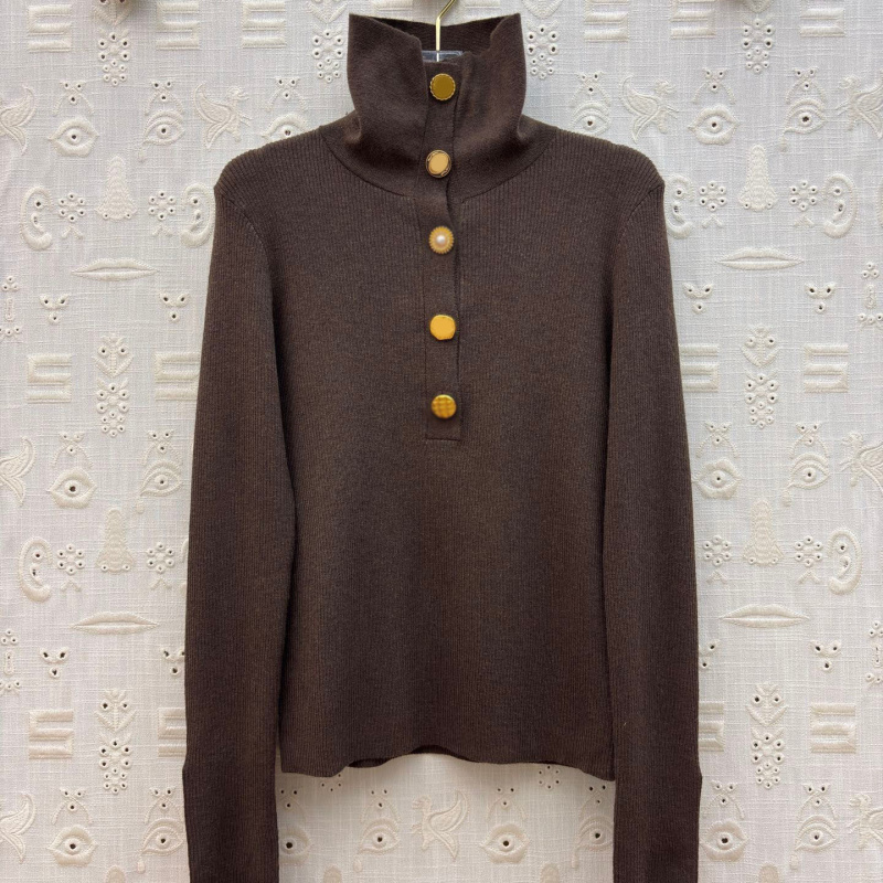 时尚百搭异形半开开扣高领毛衣