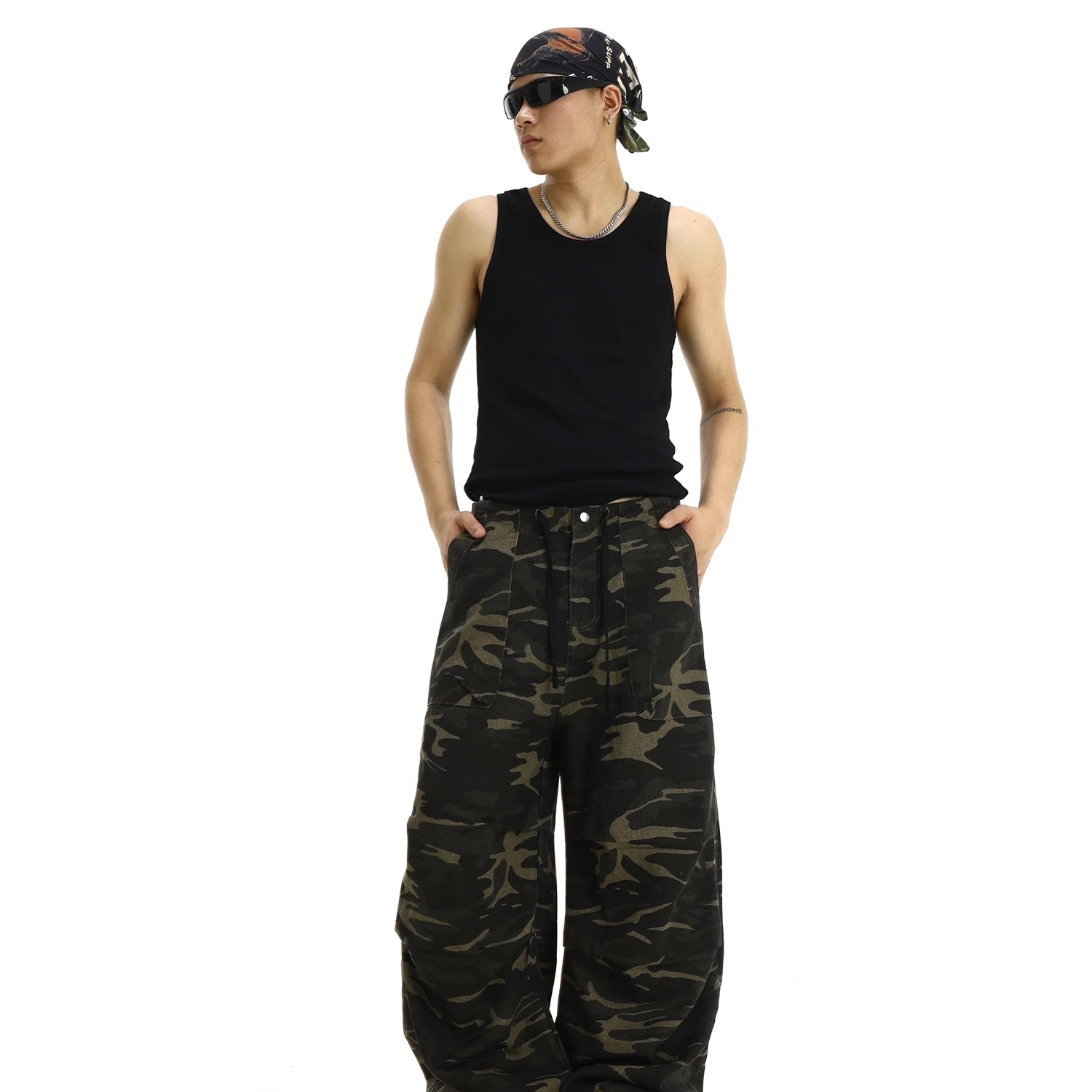 达蒙岛美式迷彩降落伞兵裤工装裤男抽绳调节潮流宽松跳舞阔腿裤子