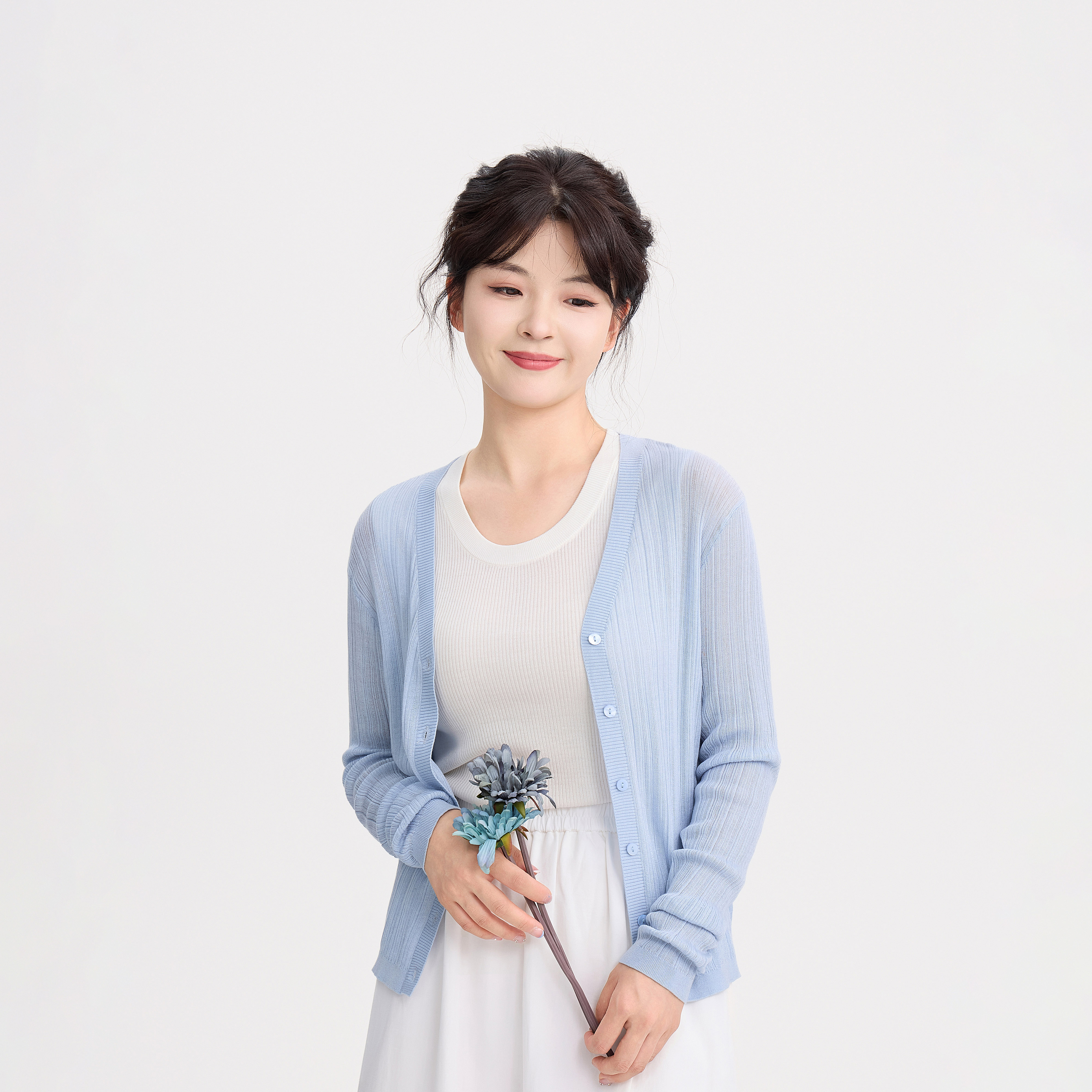 REST HEART 2025春夏新品 V领针织三醋酸开衫上衣女