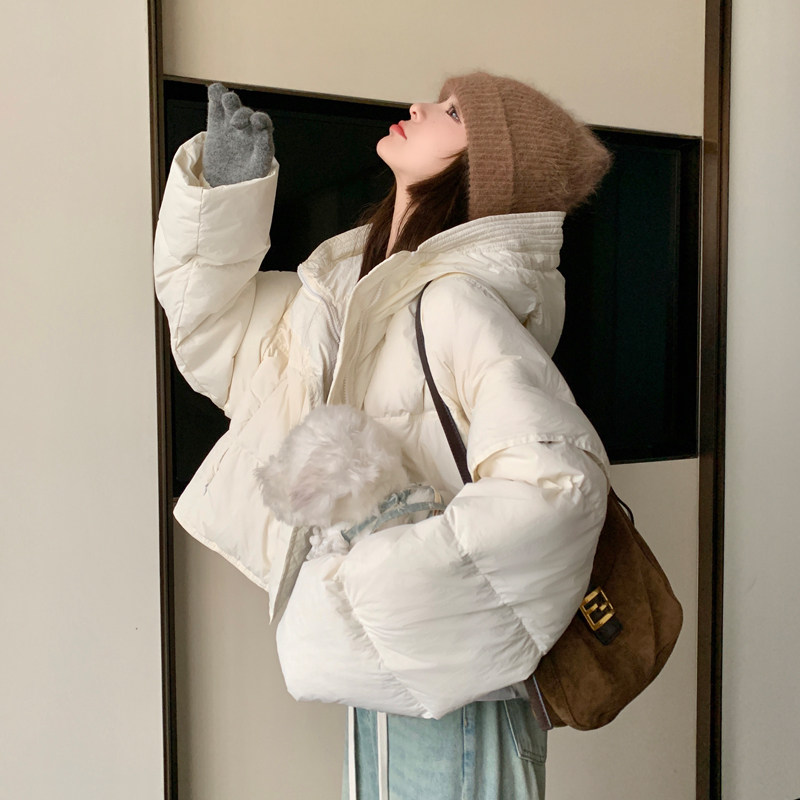 短款白鸭绒羽绒服女2023冬新款小个子时尚连帽加厚保暖面包服外套,女装羽绒服,浙宝213A