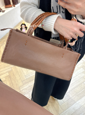 日本购直邮 genten 24年款 法棍横版 山羊皮手工腋下手提包44561