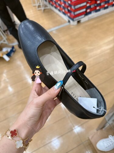 日本购直邮 MARGARET HOWELL idea 舒适休闲平底鞋 不退换 玛丽珍