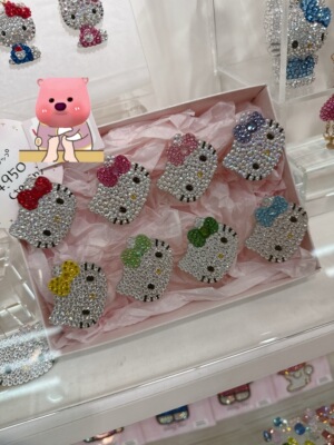 日本购 blingme三丽鸥联名 发夹 左边 kitty