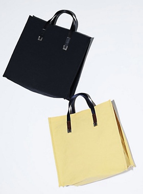 日本购直邮 toga 方尖大手提袋 TZ252ーAG934 25/7