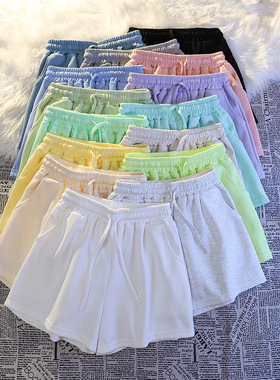 Casual loose fitting sports shorts for women休闲宽松运动短裤