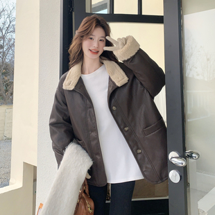 大货已出 8808P265控398 90绒羽绒里羊羔毛领皮衣136