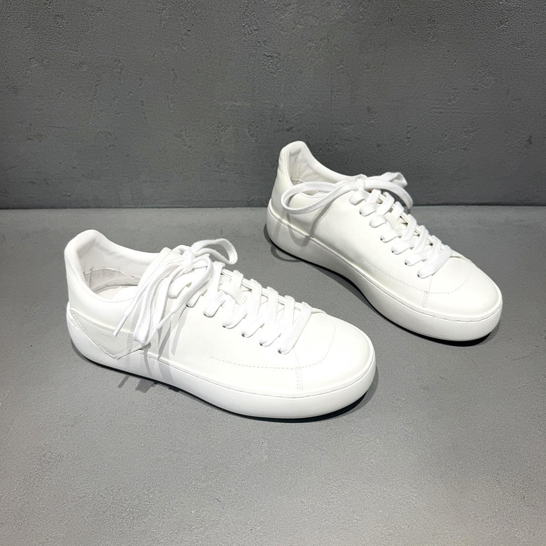 先峰名典牛皮厚底系带女板鞋