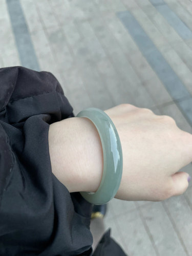 宋都手镯正圈翡翠未镶嵌