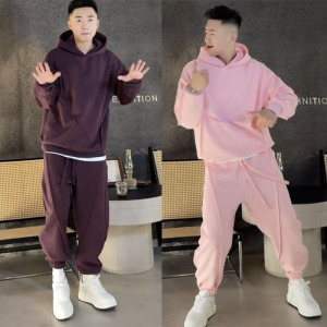 秋冬新款男士纯色掐褶加绒加厚连帽卫衣套装潮流时尚休闲裤两件套