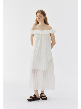 BLANK LABEL棉混纺华夫纱格一字肩连衣裙女夏季新款露肩遮肉A字裙