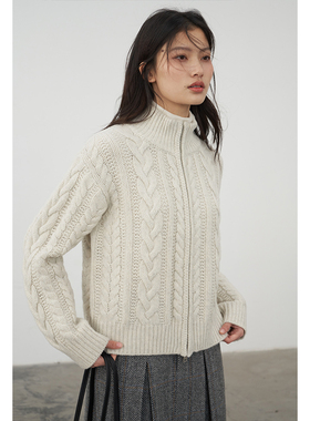 BLANK LABEL清冷盐白灰色羊毛开衫毛衣外套女2025简约加厚针织衫