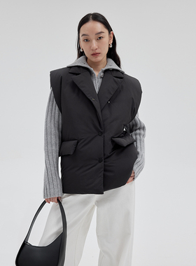 BLANK LABEL极简高级感西装领90白鸭绒宽肩羽绒服马甲外套女冬季