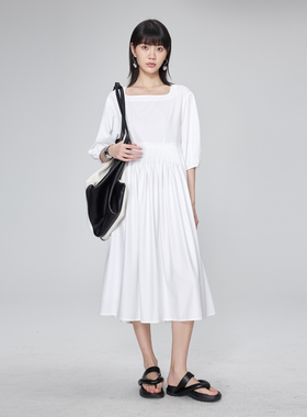 BLANK LABEL 极简高级褶皱腰部打条方领白色连衣裙女衬衫裙夏季