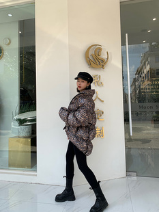 大气可定制 羽绒服时尚 横店月娥2020新款 豹纹亮片短款
