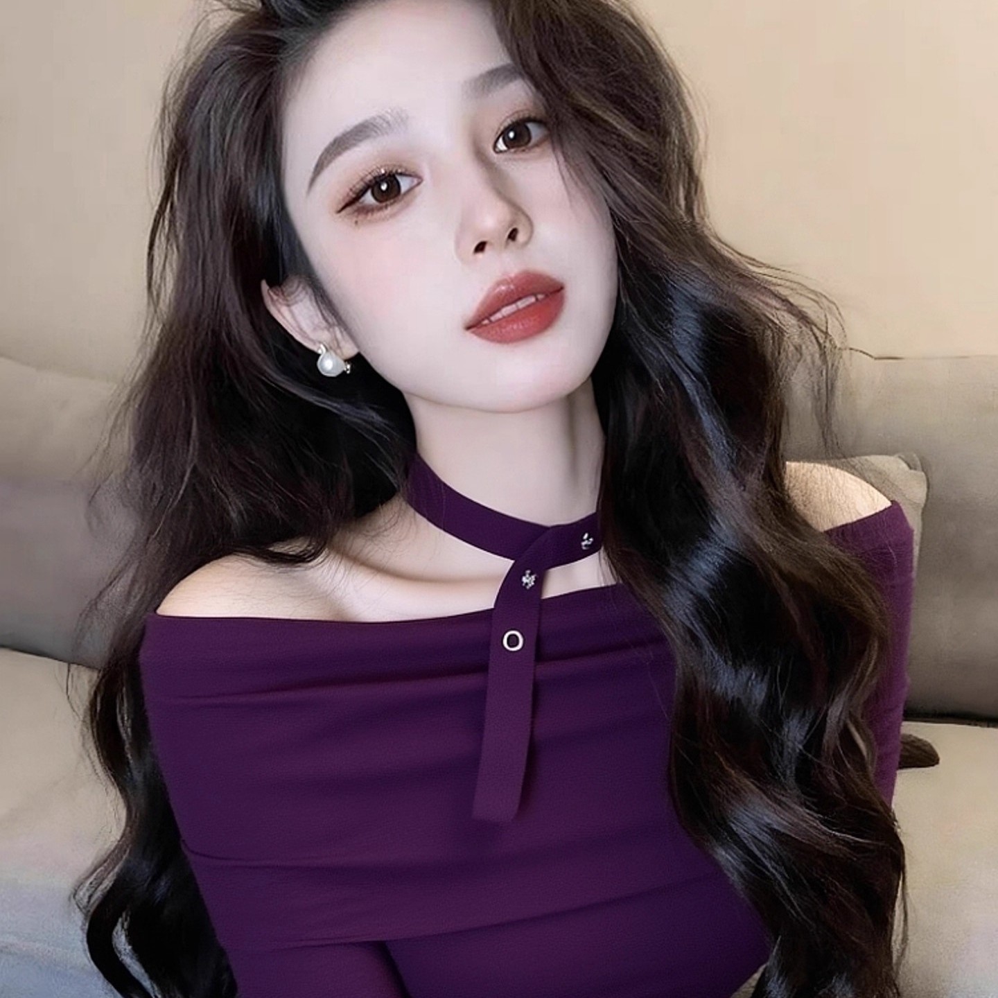 辣妹气质法式紫色一字肩针织衫女2025冬季气质时尚穿搭修身上衣女