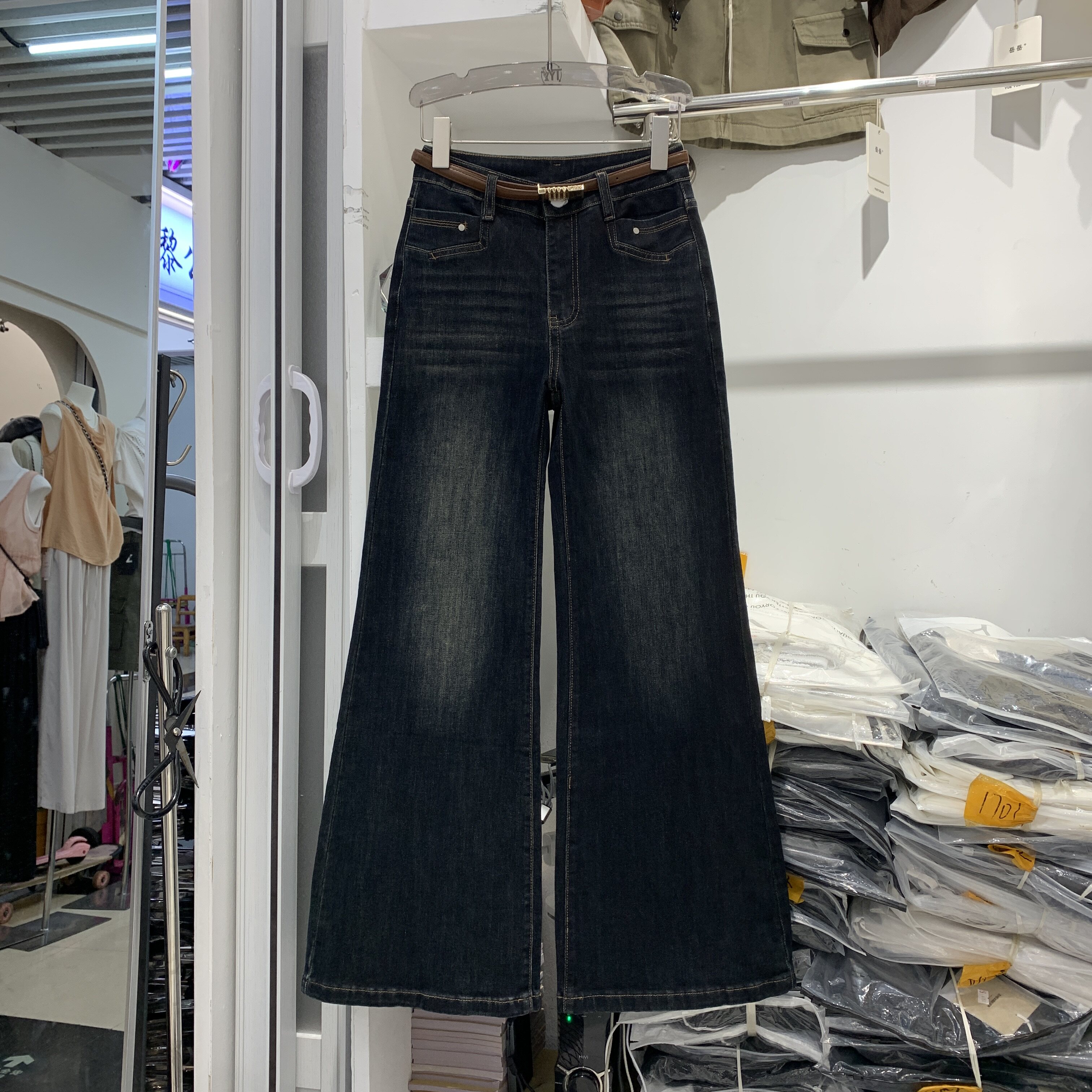 恒木子2573早秋新款韩版气质百搭高腰显瘦筒喇裤时尚休闲牛仔裤女