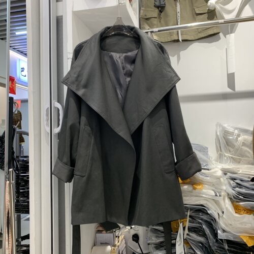 HYR韩艺人26117欧货秋款大翻领宽松风衣女中长款显瘦小个子卡外套