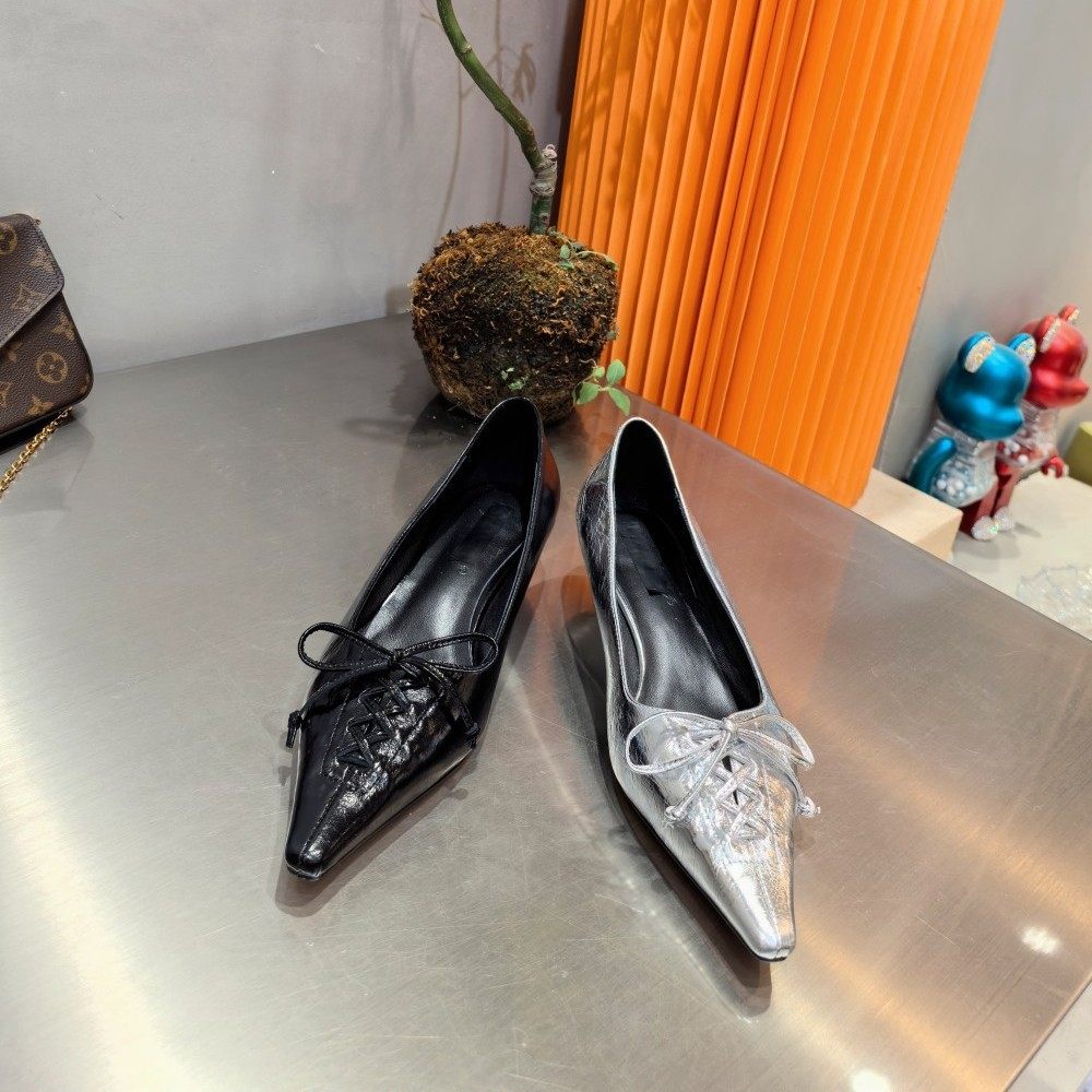 欧洲站女鞋26春季时尚系带软油蜡胎牛皮尖头浅口舒适小猫低跟单鞋,女鞋,浅口单鞋,淘宝优惠券,粉丝福利购,淘宝优惠卷