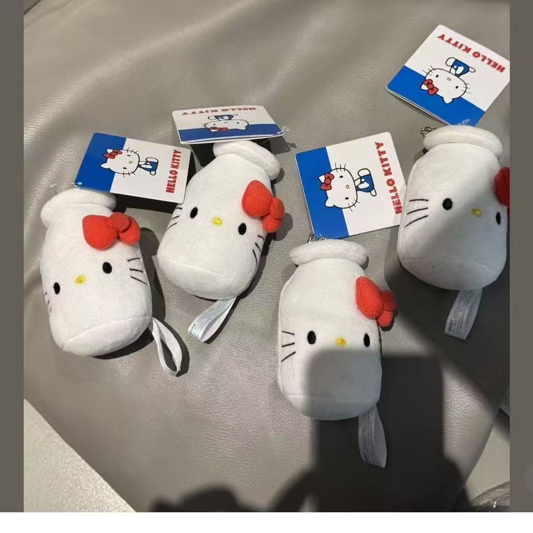 日本hellokitty奶瓶挂件