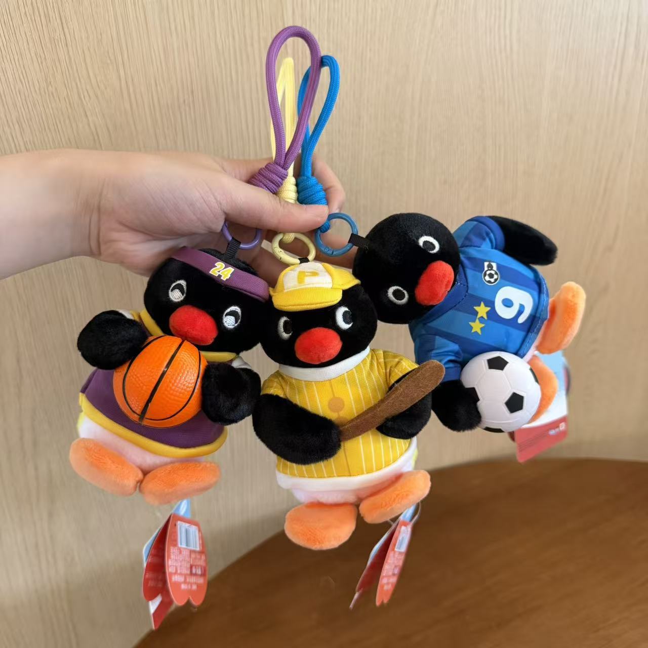 日本正版优迈Pingu运动足