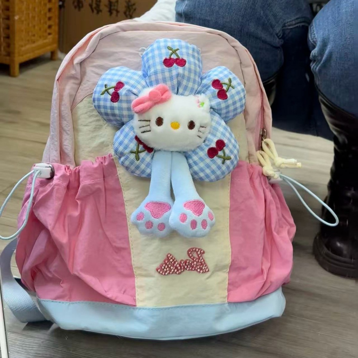 日本多巴胺可爱花朵kt猫
