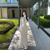 新款 instahot 纯欲深V气质约会白色连衣裙女2026春季 宴会蕾丝长裙