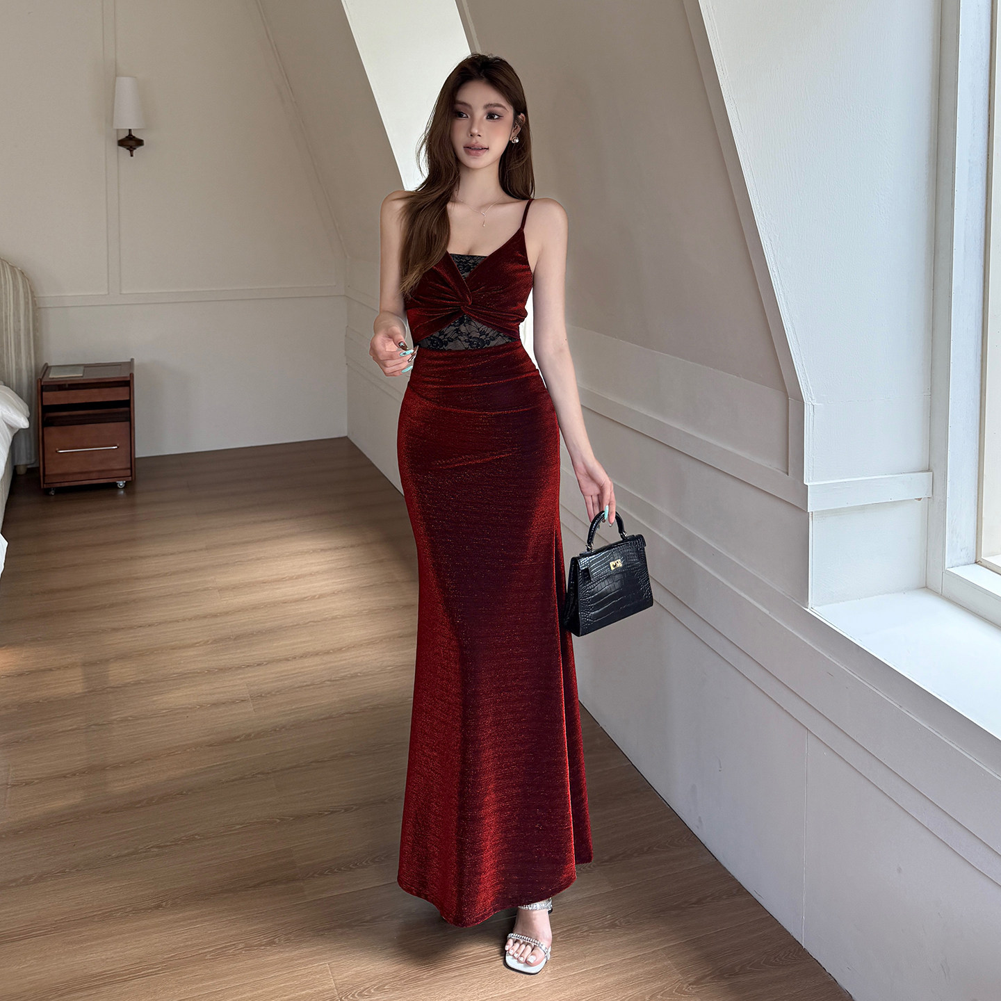 instahot 性感气质蕾丝拼接红色连衣裙2026春季新款过年穿搭长裙