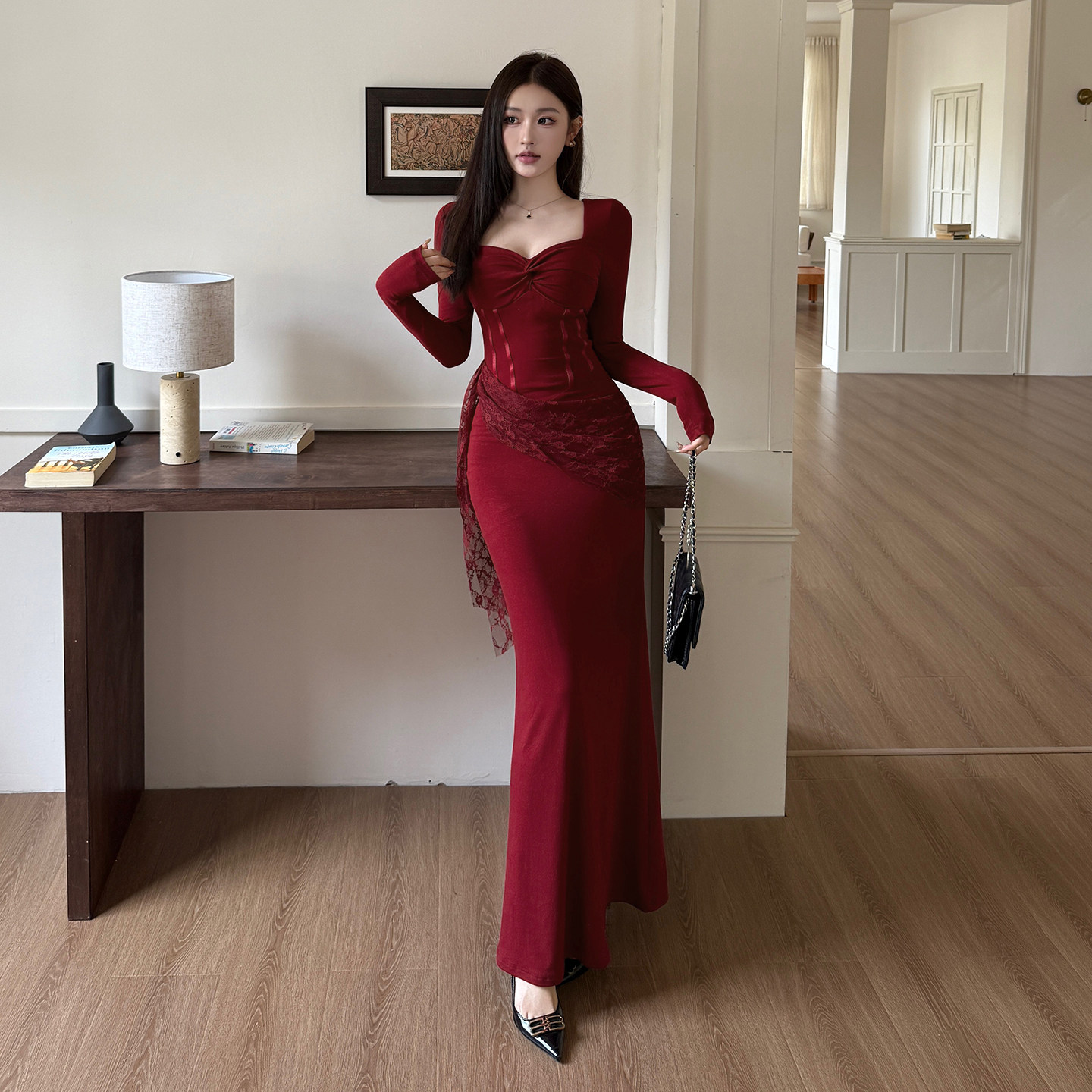 instahot新年穿搭蕾丝红色连衣裙女2026春季新款轻奢宴会晚礼服裙