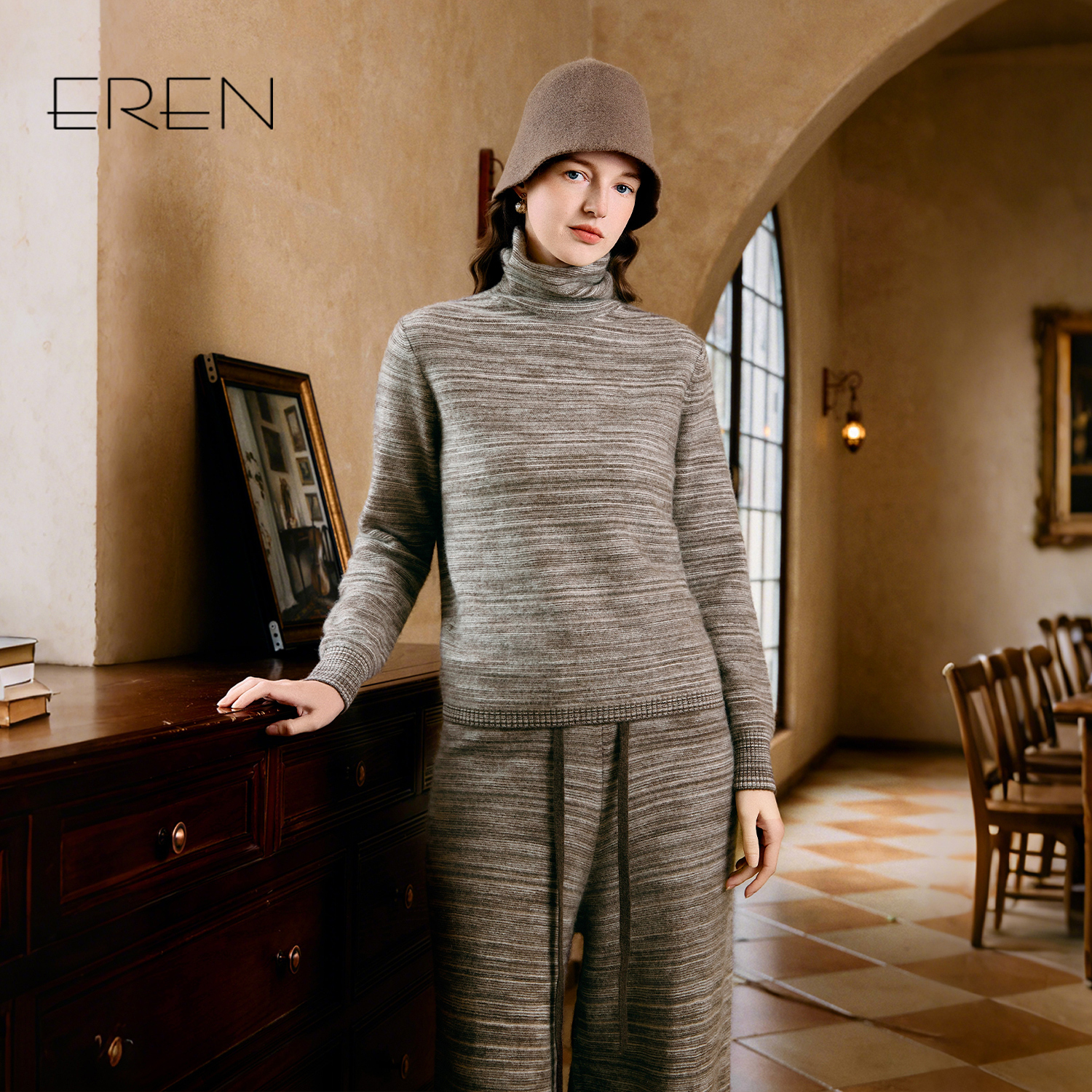 EREN宽松堆堆领牦牛绒毛衣内搭
