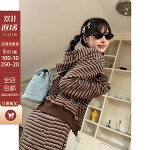 CCKOK 2023年秋季复古调木扣条纹时尚洋气减龄时髦休闲套装流行女