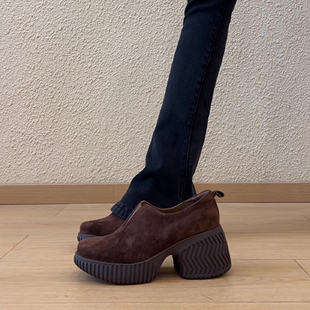 高跟粗跟舒适深口单鞋 不累脚乐福鞋 女2025年小个子厚底绒面小皮鞋