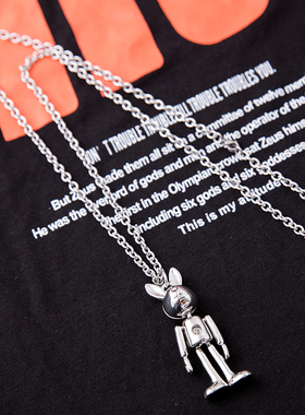 卡通可活动小兔子长款挂件毛衣链