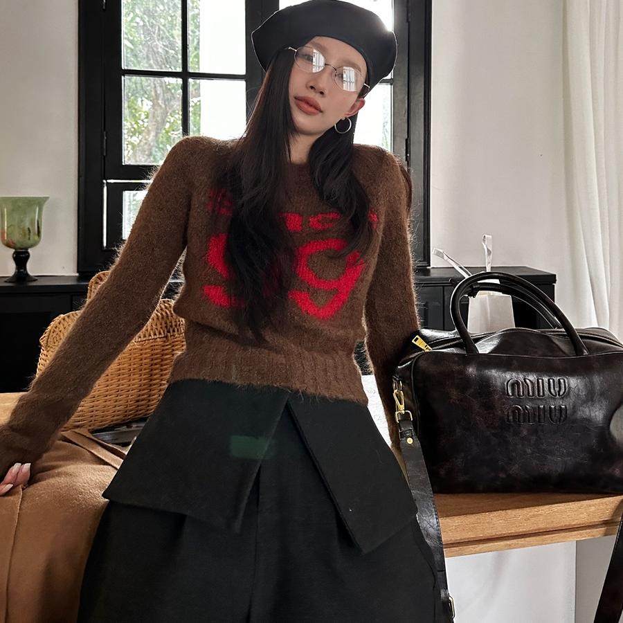 马海毛针织衫毛衣圆领短款