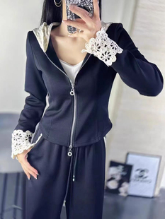 减龄两件套 子套装 欧洲站25春夏别致连帽蕾丝勾花上衣 舒适休闲裤