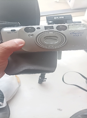 二手相机美能达115右上方闪光灯碎了金属机身