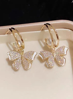 高级感铜微镶蝴蝶飞飞珍珠耳钉耳坠时尚高档锆石耳环女款超仙温柔